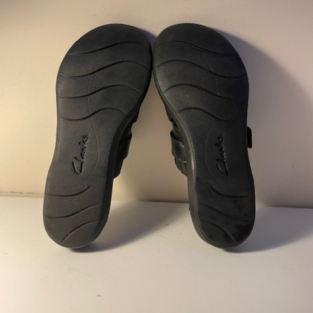 Clarks Utimate Comfort collection black leather Sandals Size 7 New - Picture 2 of 5